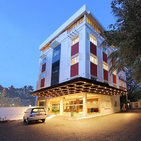 National Park Residency Kottayam Hotel Ettumanoor Exterior photo