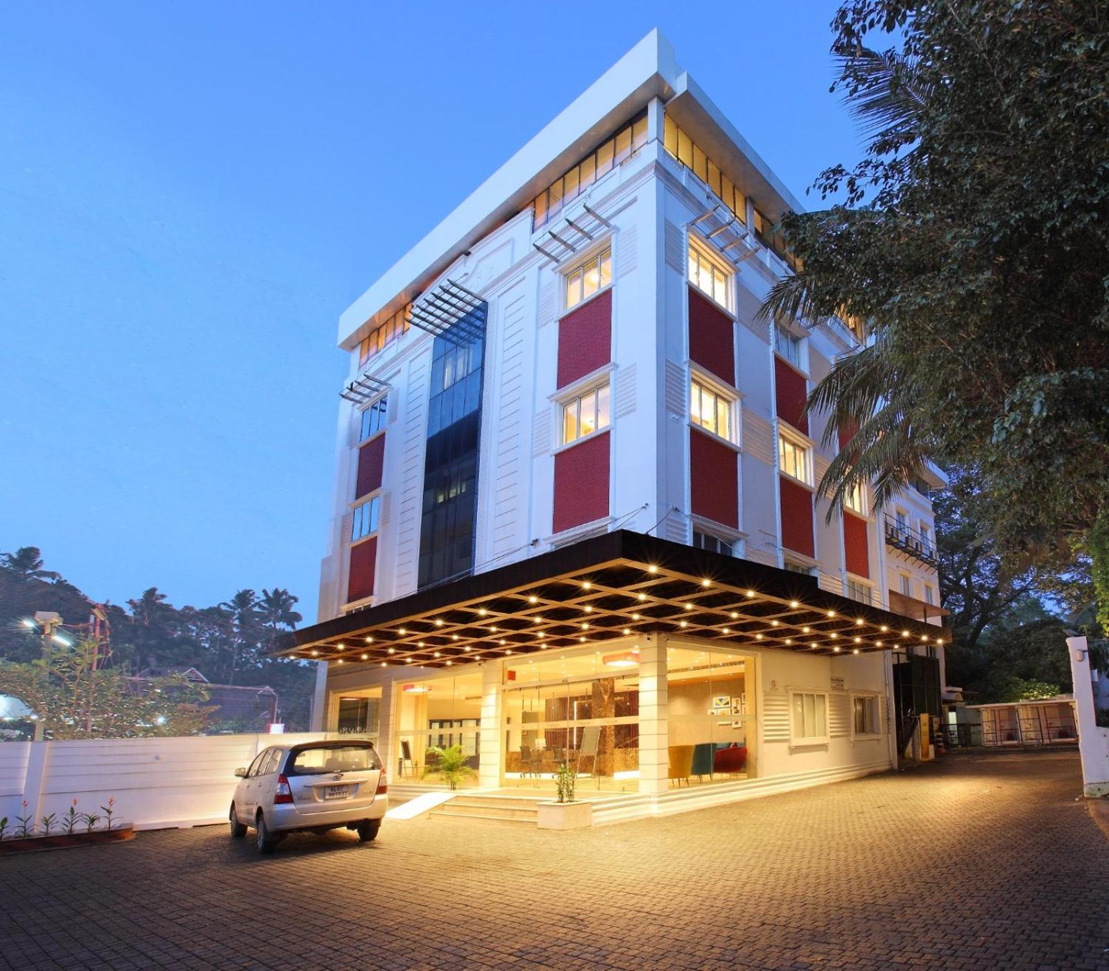 National Park Residency Kottayam Hotel Ettumanoor Exterior photo